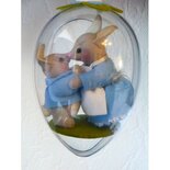 pakket Paasei knuffelmomentje