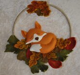 Pakket Vosje tussen de herfstbladeren